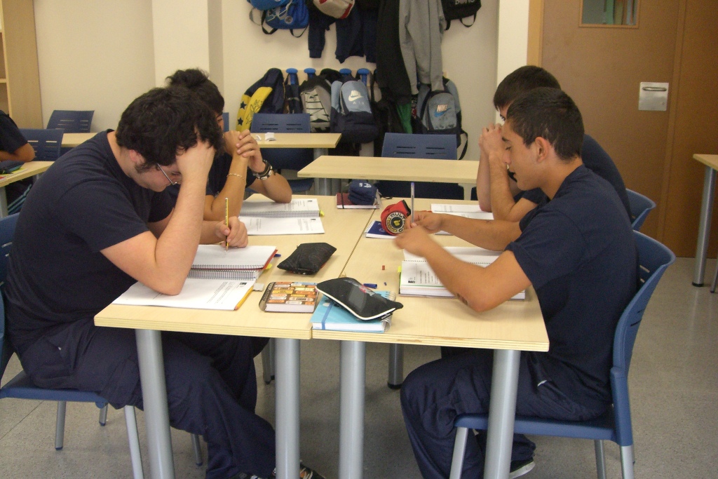 Treball a l'aula - Foto 50018840