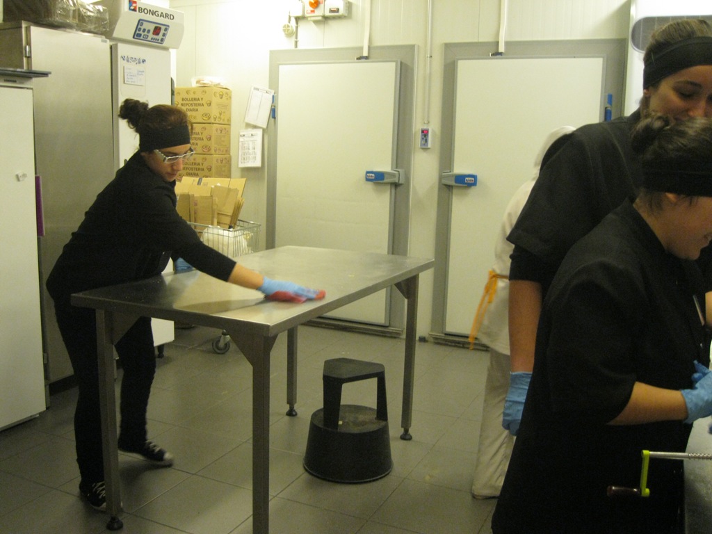 Formaci� en empresa: Hipermercat Esclat - Foto 88752125