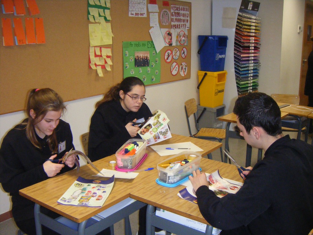 Formaci� professional a l'aula - Foto 66512135