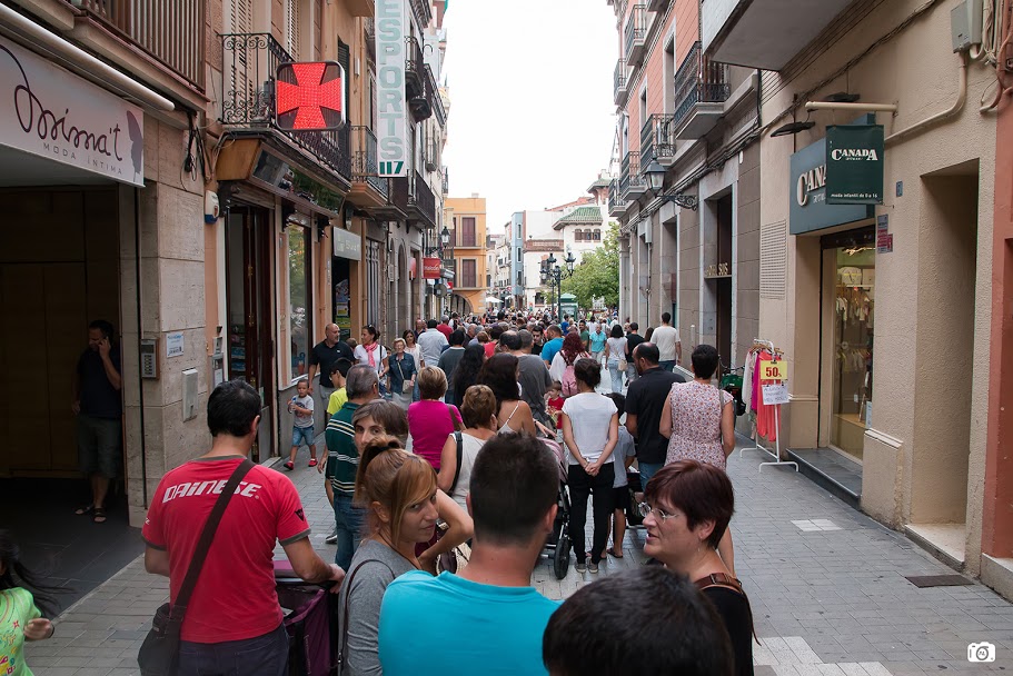 Per la Festa Major, posa l'estelada al balc