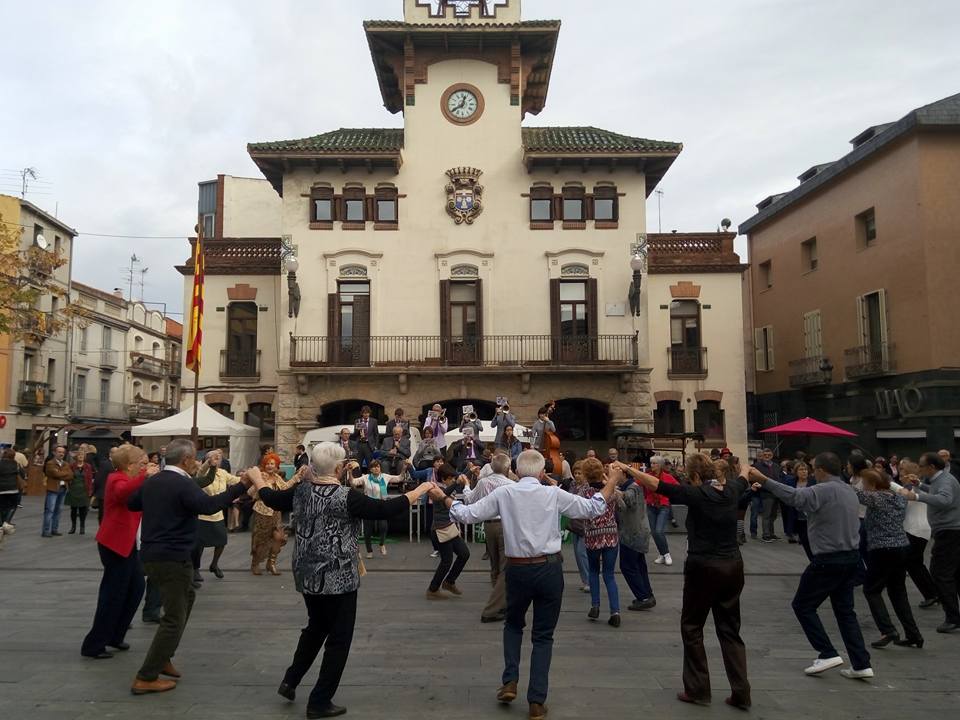 Sardanes, amb La Principal de Banyoles