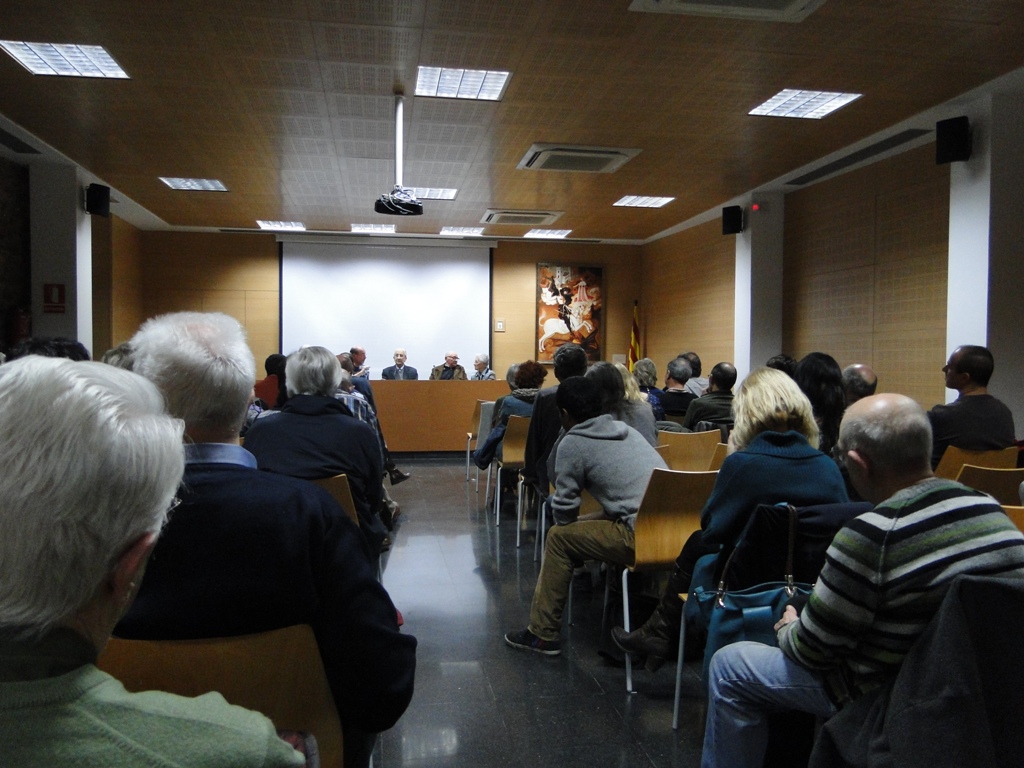 Conferncia de Josep M. Abril i taula rodona - Foto 65073314