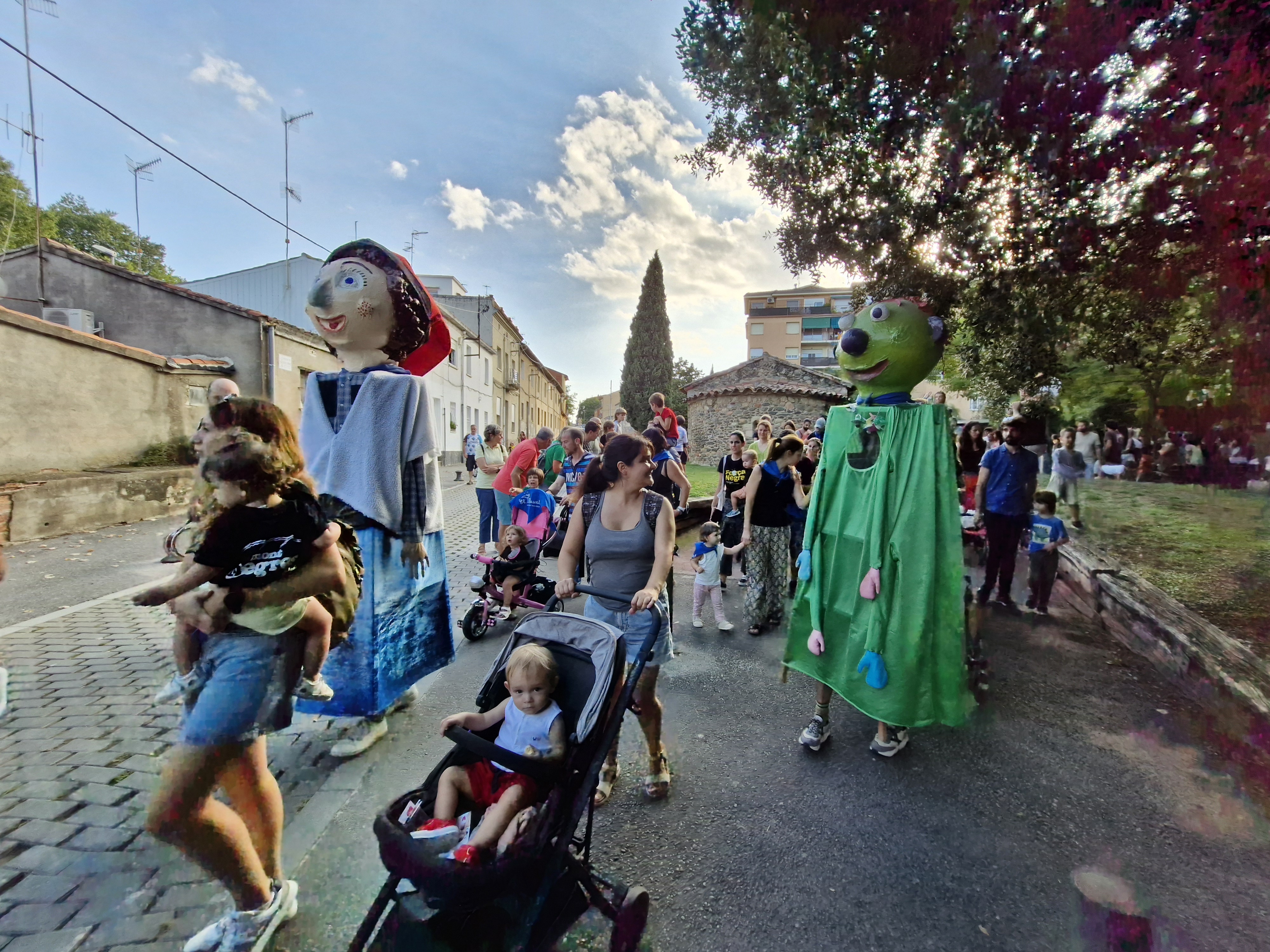 Trobada de puntaires, Jocs infantils, Sardanes, Gegants, Correfoc i Barraques - Festa Major de Sant Celoni 2024 - Foto 52865488