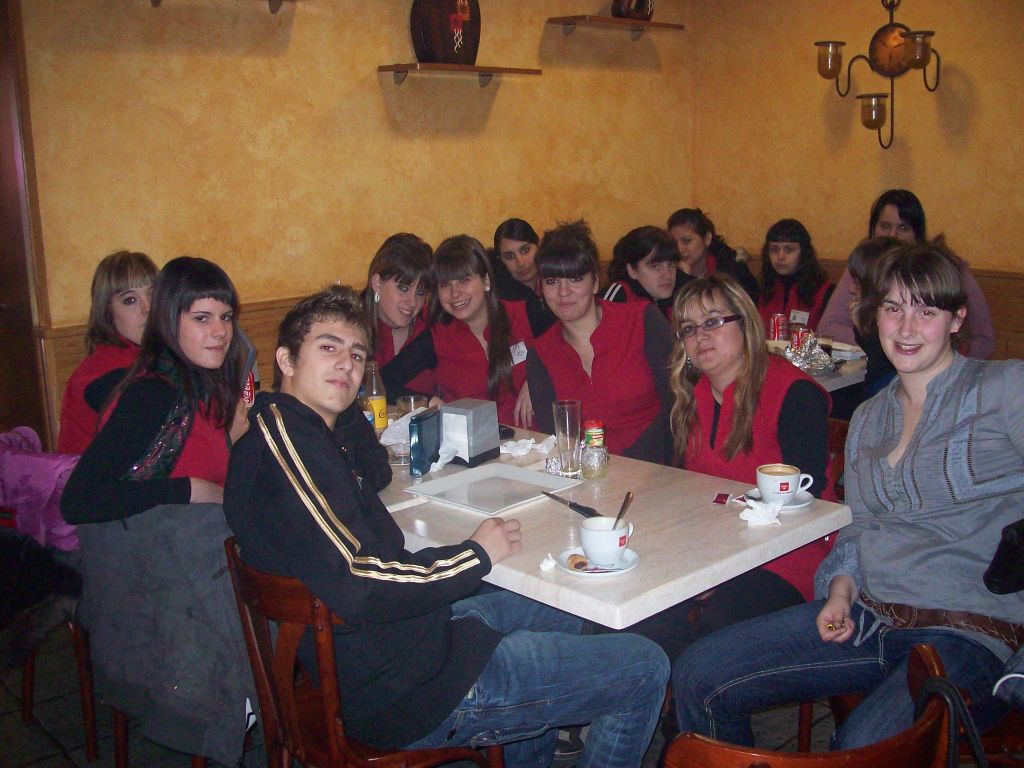Activitats de creixement personal i professional - Foto 84688671