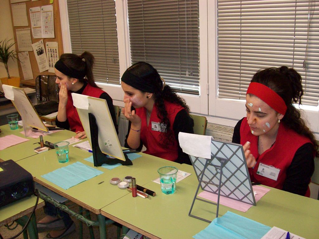 Curs maquillatge - Foto 70699799