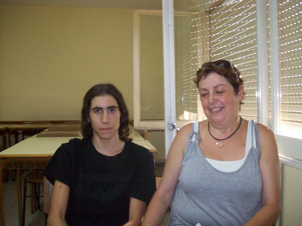 Els joves i les seves fam�lies - Foto 30536881