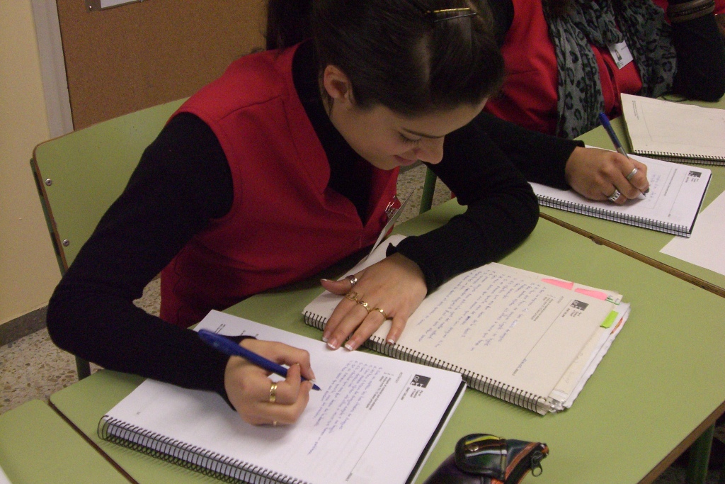 Treball a l'aula - Foto 54784402