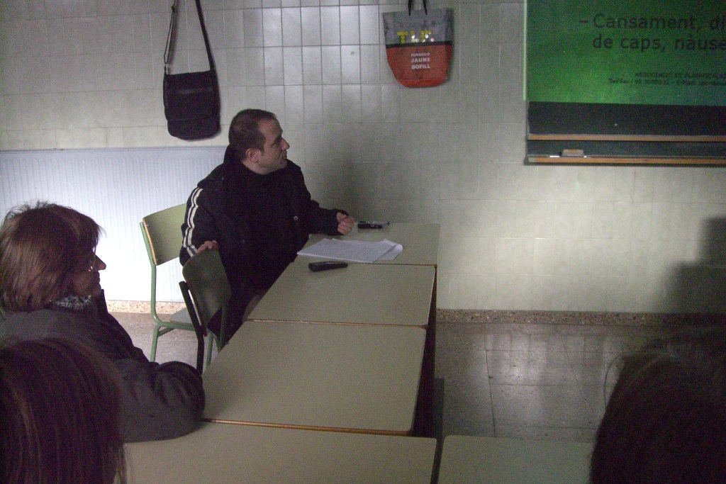 Taller per a pares i mares: Com conviure amb un adolescent? Llibertat i l�mits - Foto 33099802