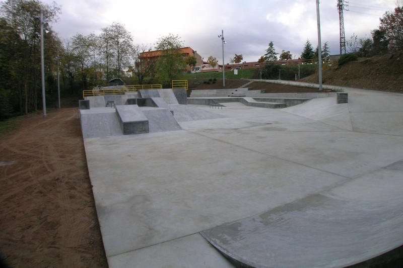 Parc d'activitats del Perteg�s - Skatepark