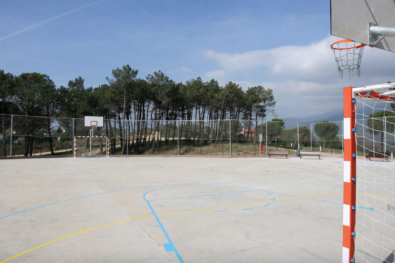 Pista poliesportiva Dip�sit del Tur�