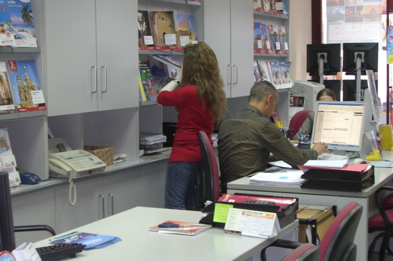 Pr�ctiques a les empreses - Foto 76654982