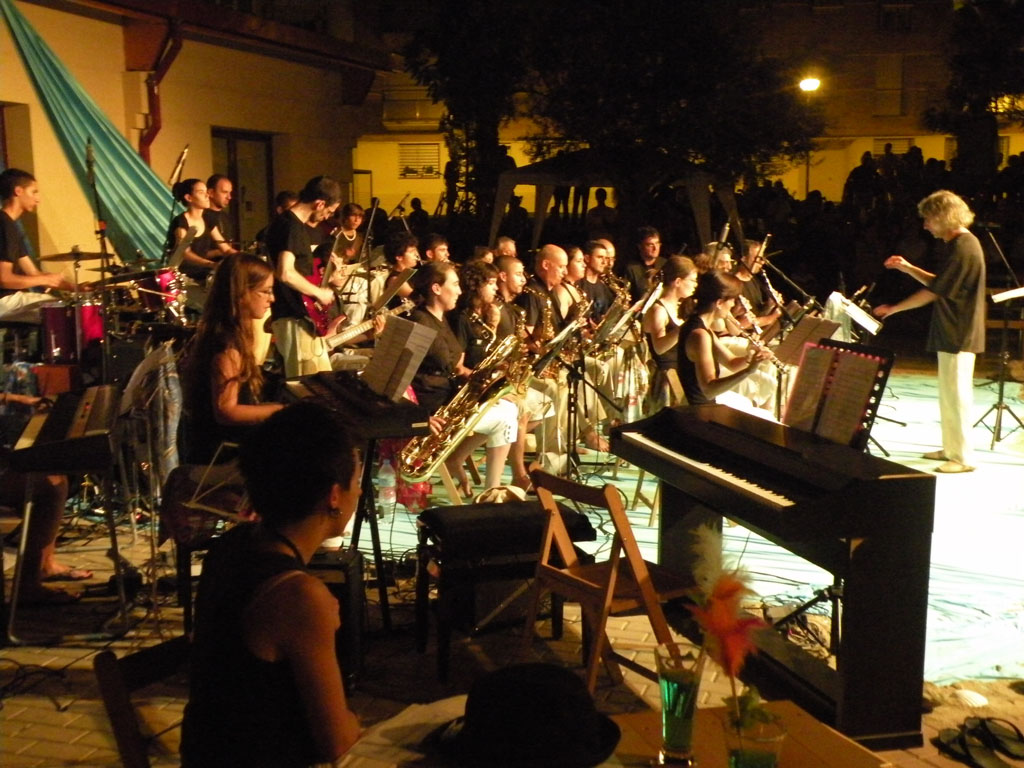 Un mar de salsa - Foto 45839941