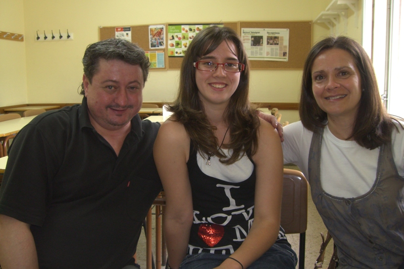 Els joves i les seves fam�lies - Foto 65757197