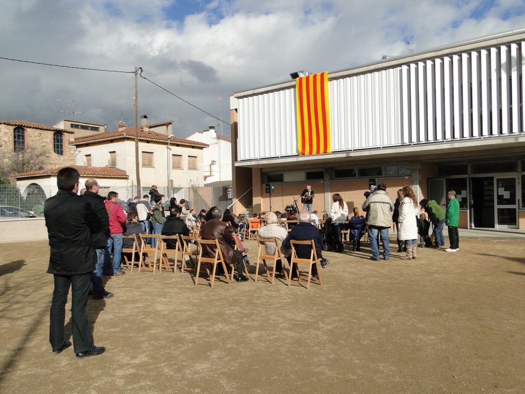 Animaci infantil + Sardanes, amb la Principal de Banyoles - Foto 40335296