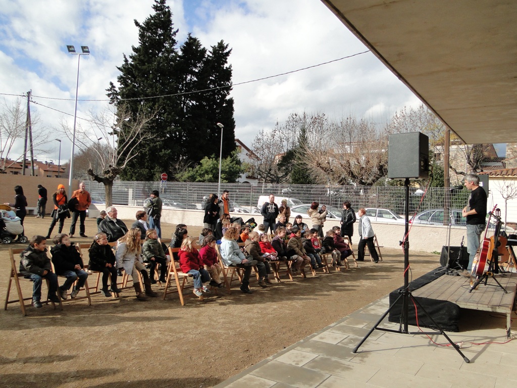 Animaci infantil + Sardanes, amb la Principal de Banyoles - Foto 22958696