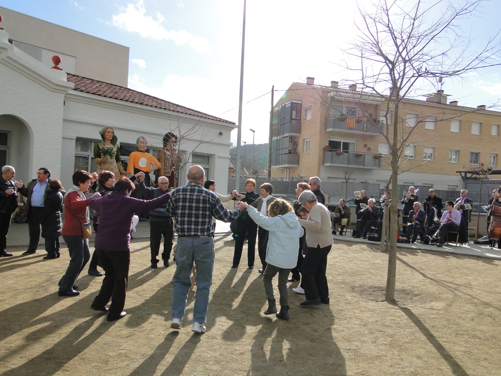 Animaci infantil + Sardanes, amb la Principal de Banyoles - Foto 17104237