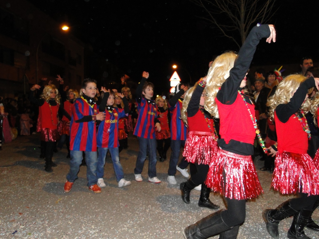 Rua de Carnaval - Foto 81230590