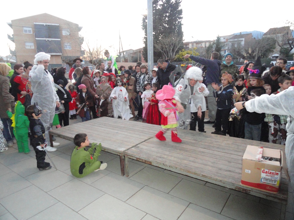 Rua i Ball de disfresses a la Batll�ria - Foto 76029776