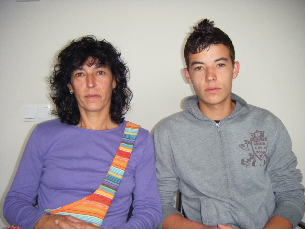 Els joves i les seves fam�lies - Foto 66794060
