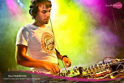 Foto 11004757 - Clica per mida completa