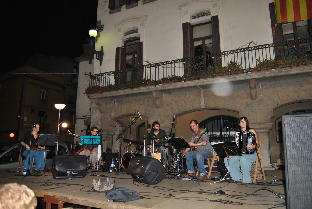 Danses del M�n, amb Passaltpas - Foto 20978099