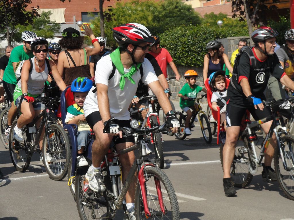 Bicicletes al carrer - Foto 98573181