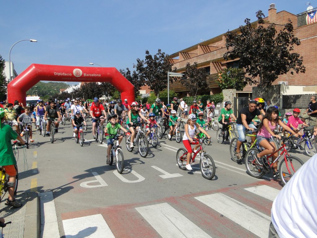 Bicicletes al carrer - Foto 41642369