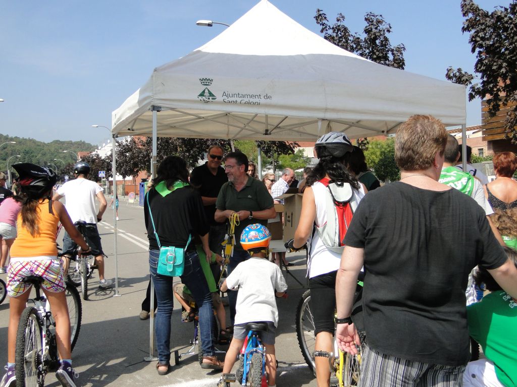 Bicicletes al carrer - Foto 35616139