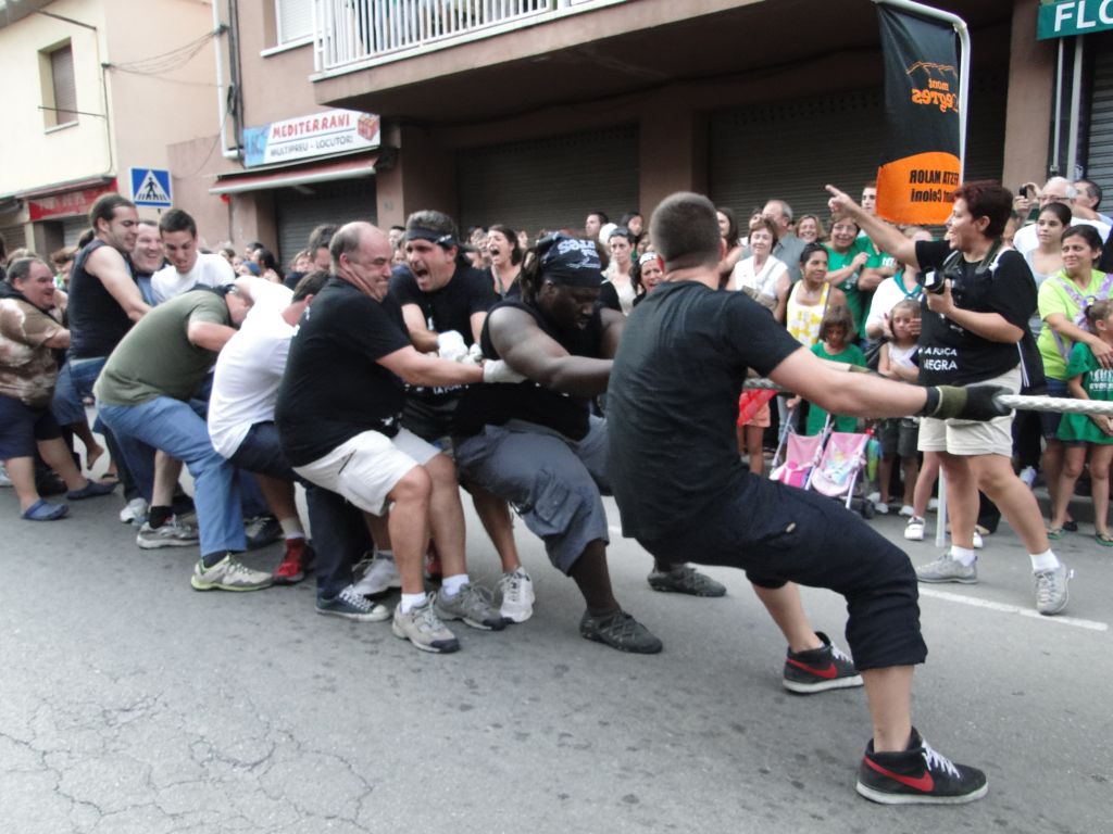 Estirada de corda - Foto 42936101