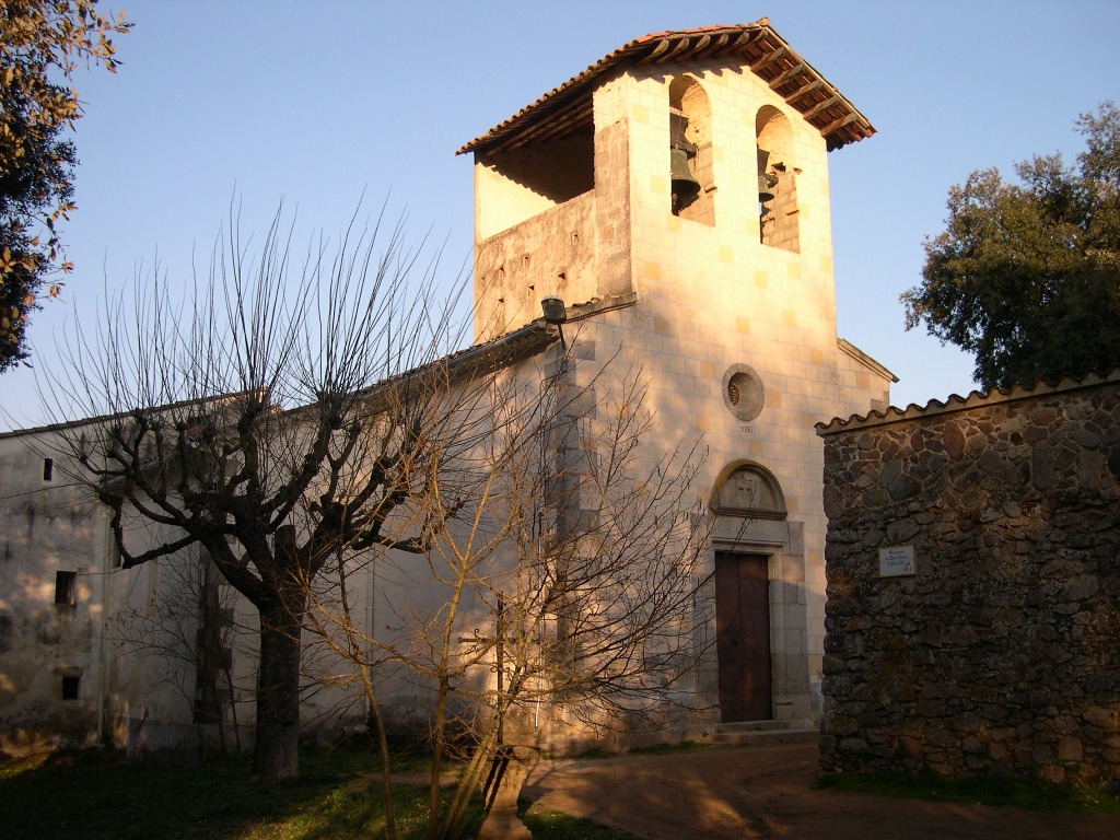 Església i jardí de Sant Martí de Montnegre