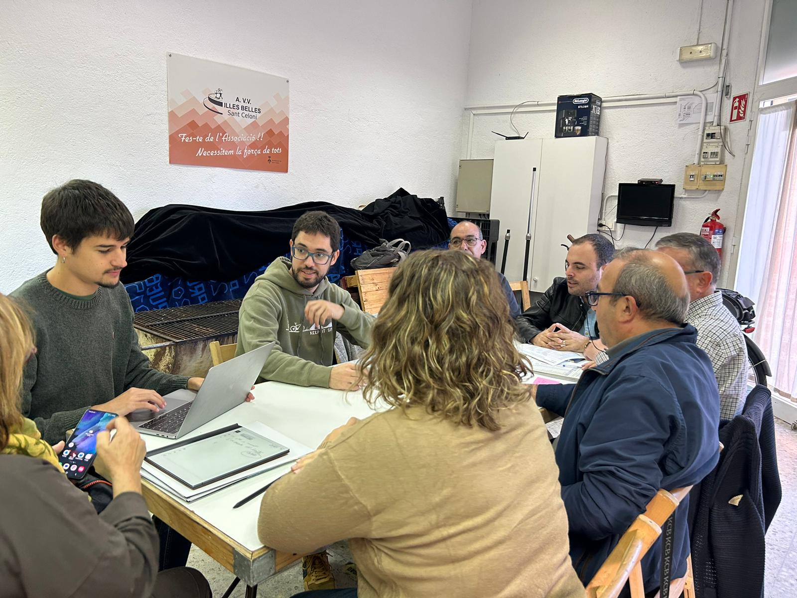 reuni� setmanal Illes Belles