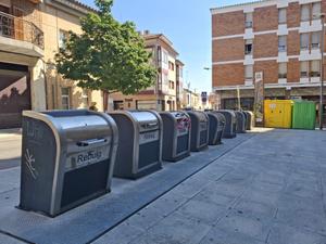 contenidors església