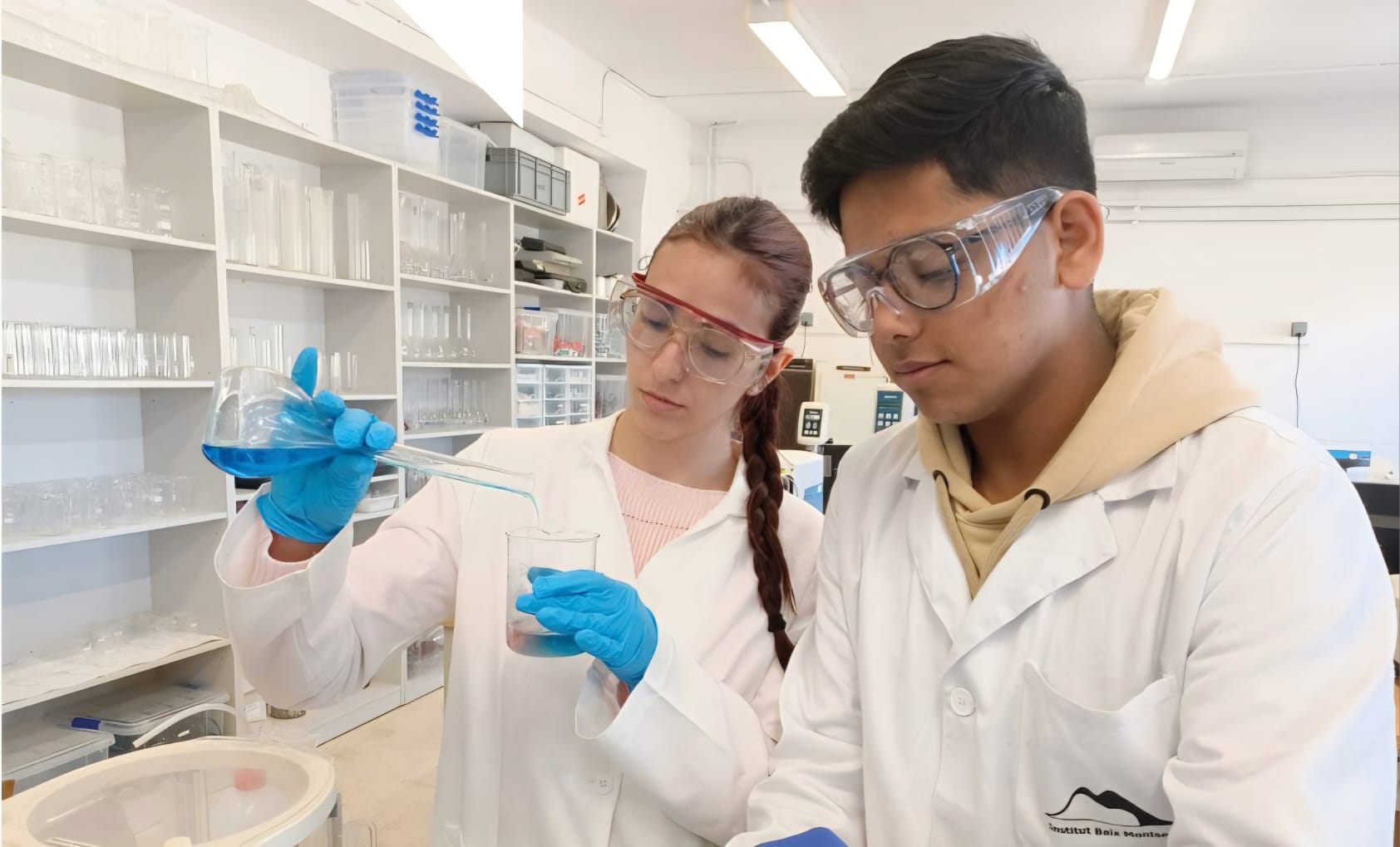 operacions laboratori
